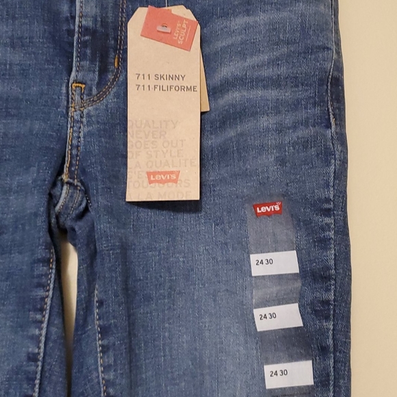 LEVI 711 SKINNY - 24x30 - Picture 2 of 5